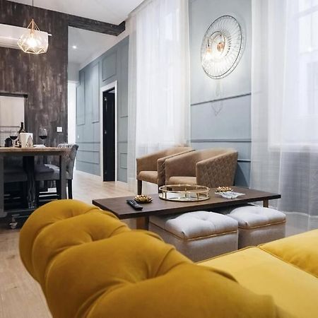 Apartamentos Plaza De Pedro Zerolo III Madrid Eksteriør billede
