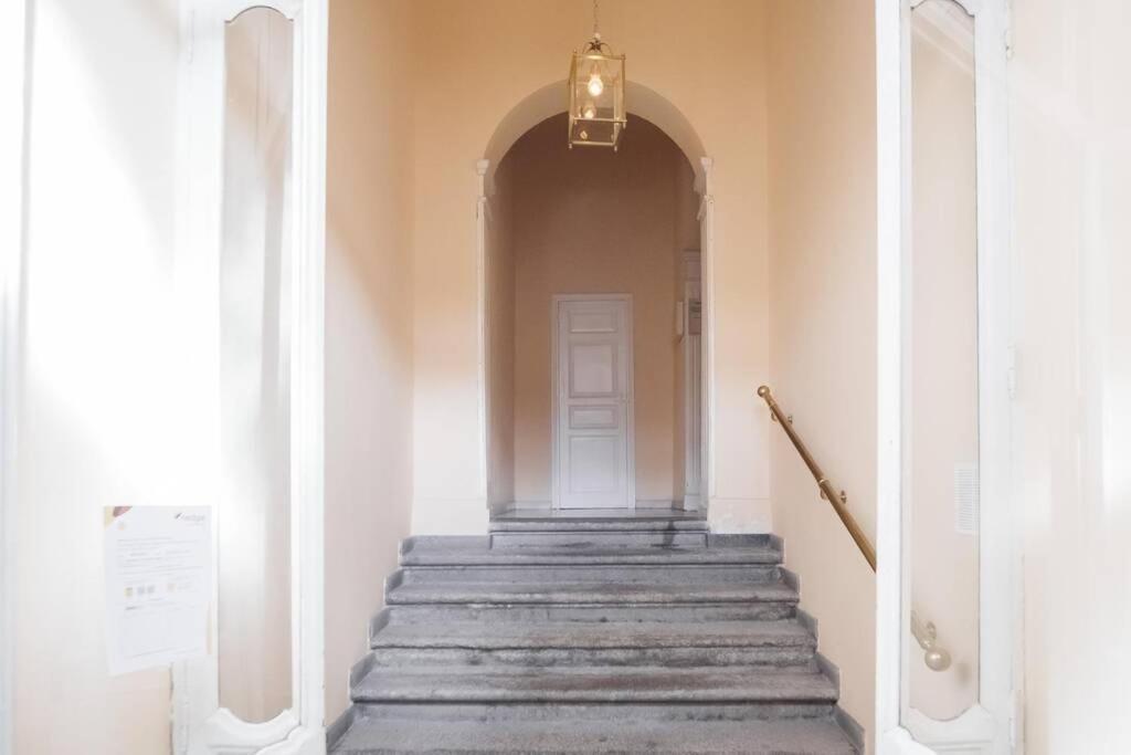 Apartamentos Plaza De Pedro Zerolo III Madrid Eksteriør billede
