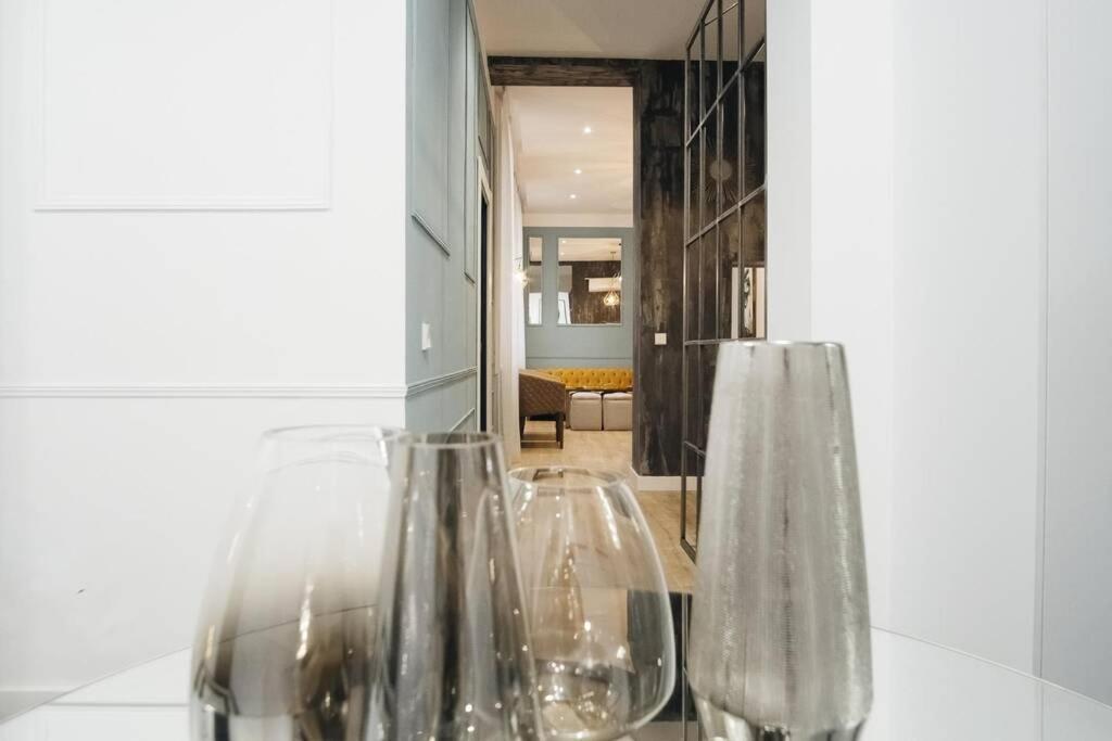 Apartamentos Plaza De Pedro Zerolo III Madrid Eksteriør billede